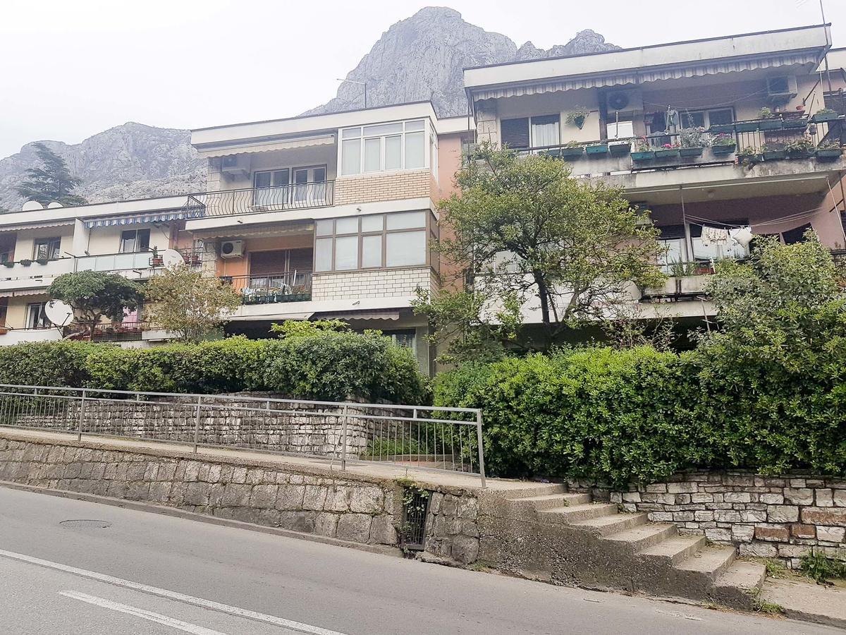Central Apartment Kotor Exterior photo